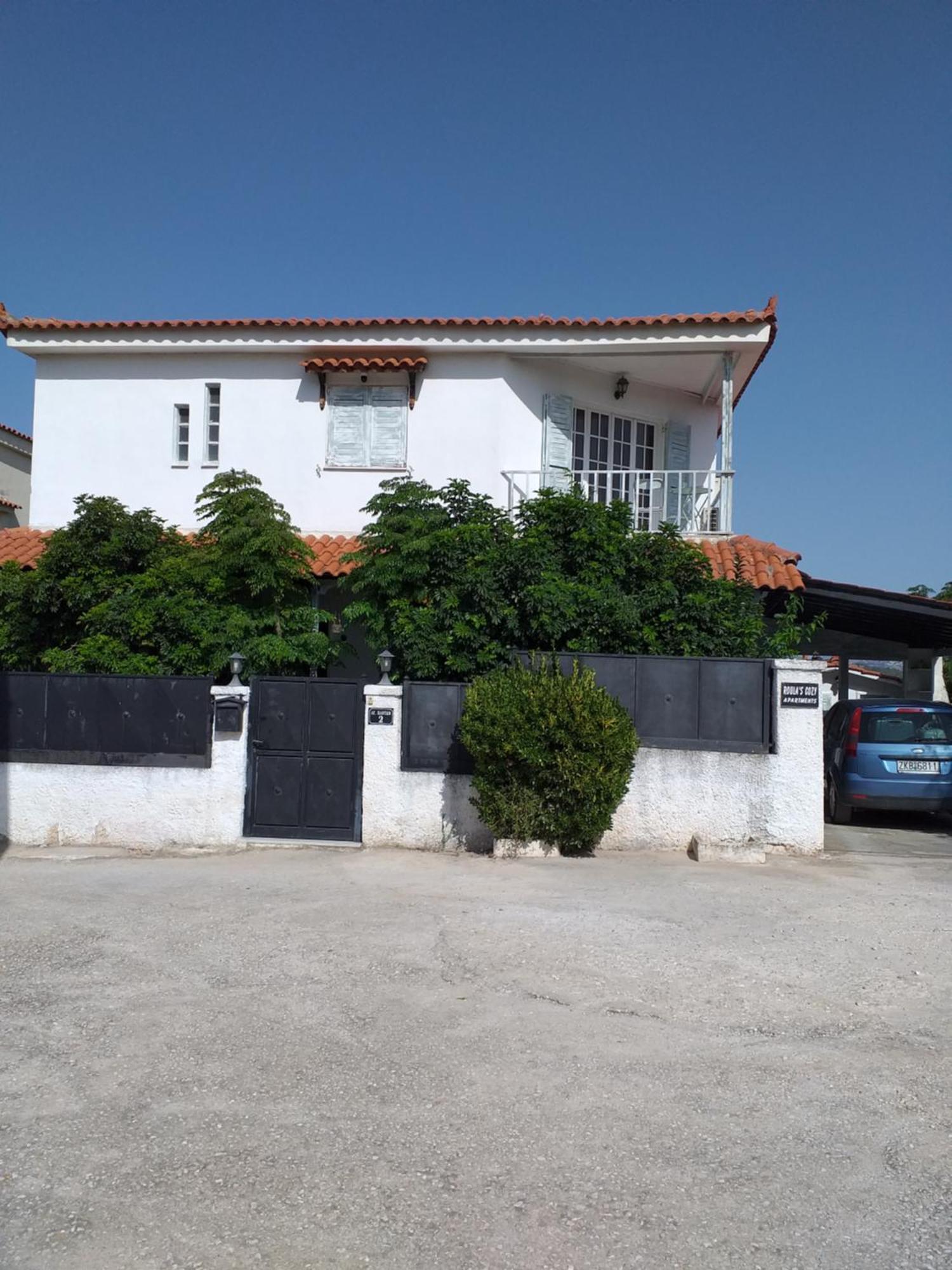 Roulas Cozy Apartments Artemida  Bagian luar foto